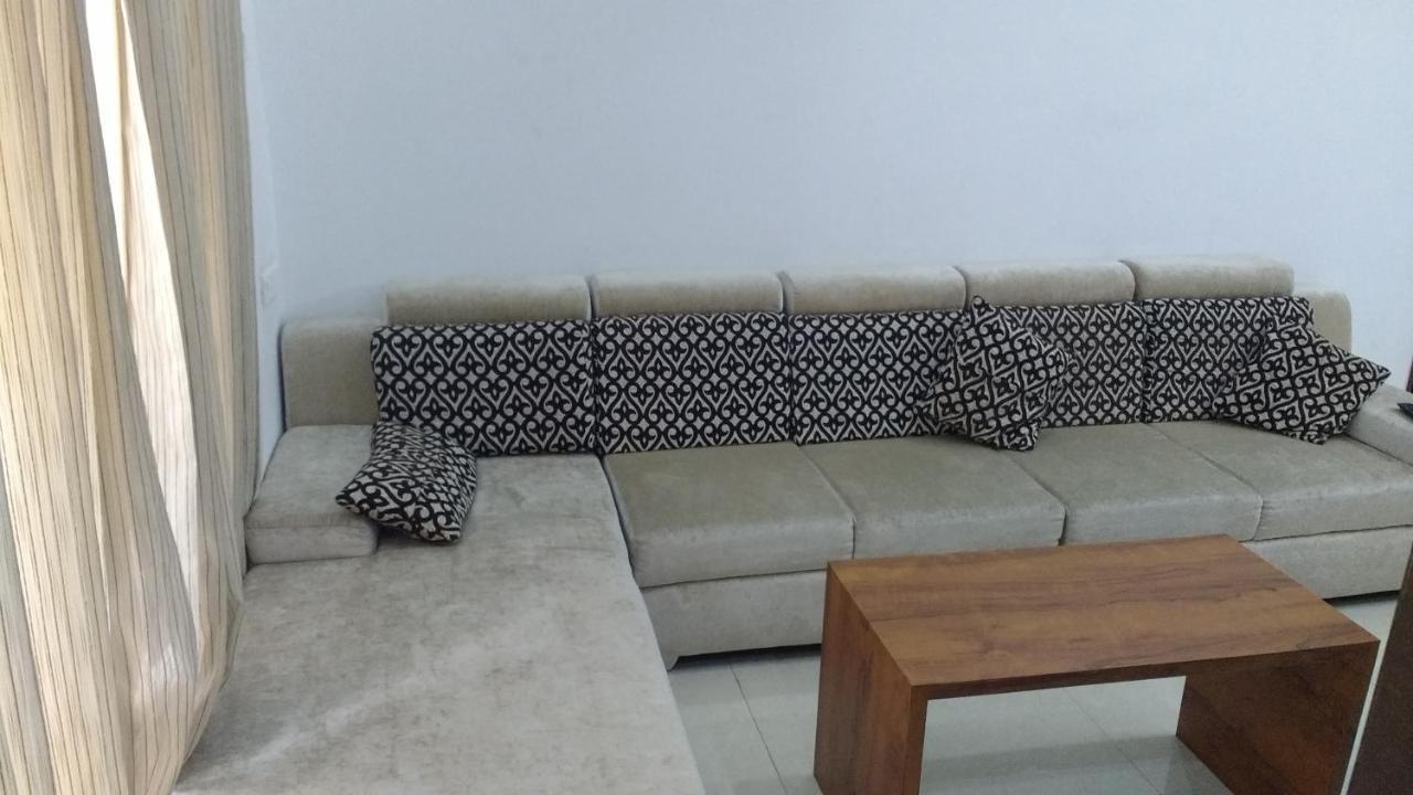 Hitech Shilparamam गेस्ट हाउस