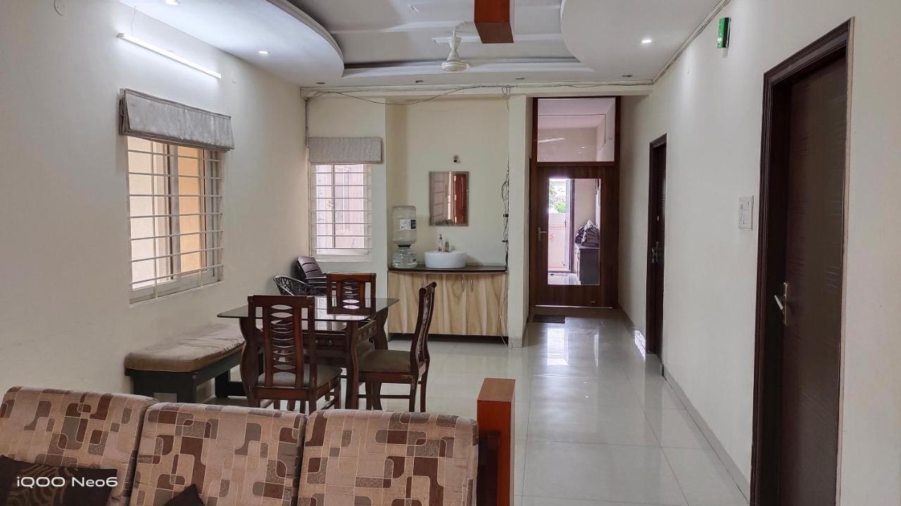 गेस्ट हाउस Hitech Shilparamam